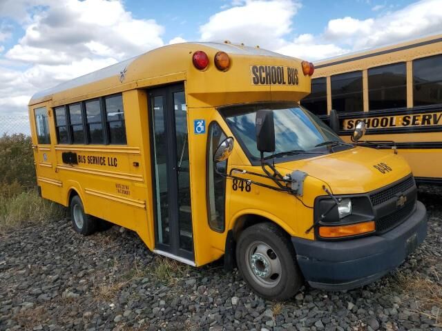 2012 CHEVROLET Express