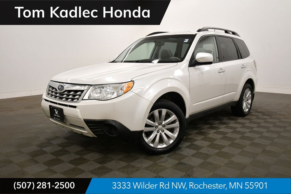 2011 SUBARU Forester