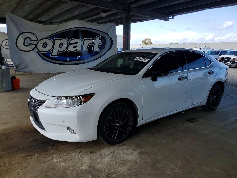 2015 LEXUS ES
