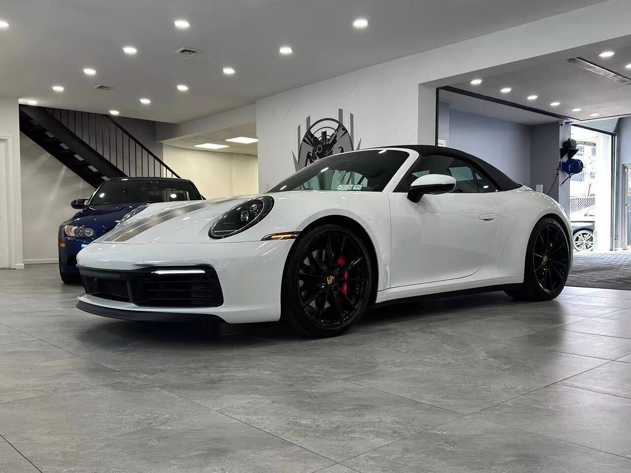 2023 PORSCHE 911