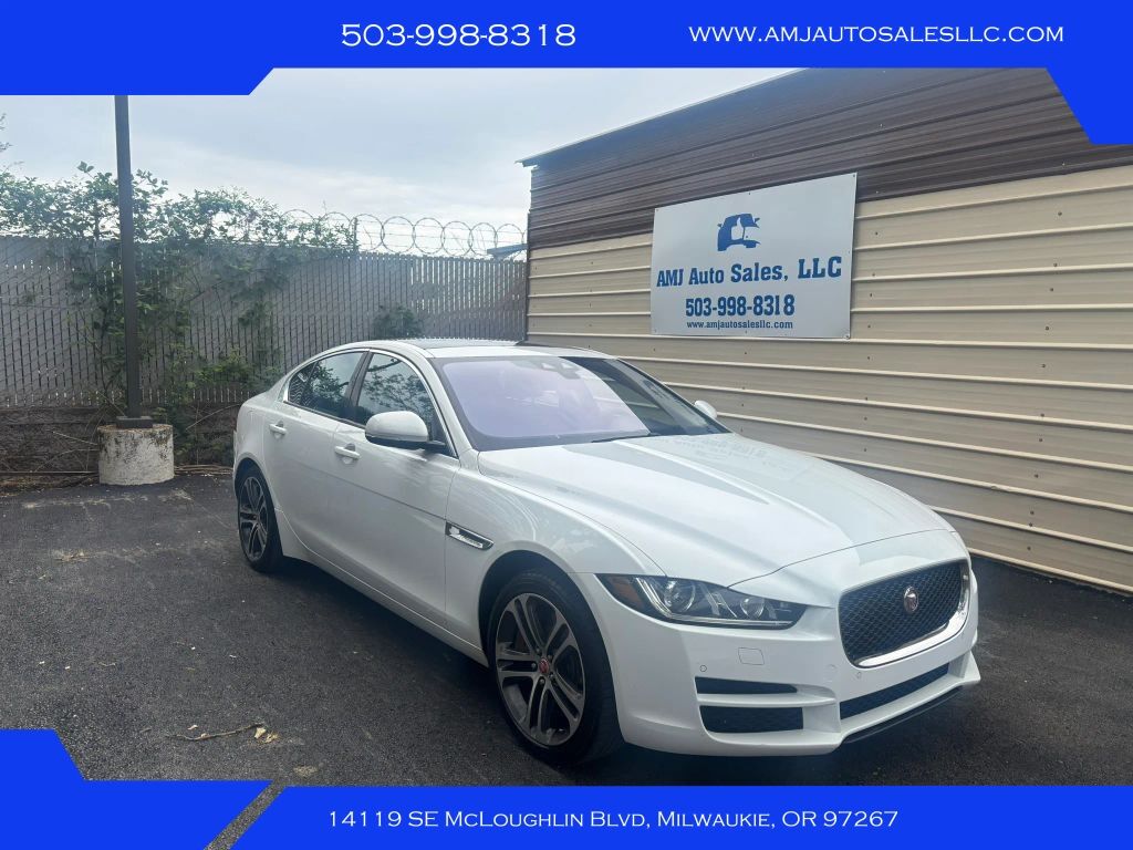 2017 JAGUAR XE