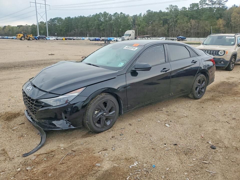 2021 HYUNDAI Elantra