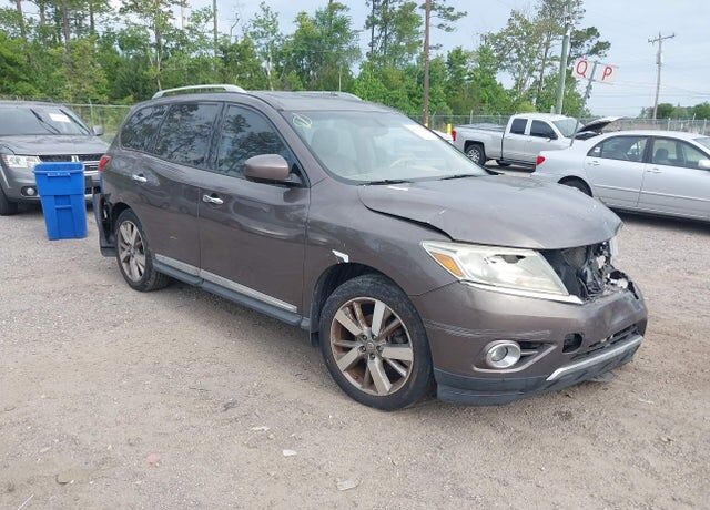 2015 NISSAN Pathfinder
