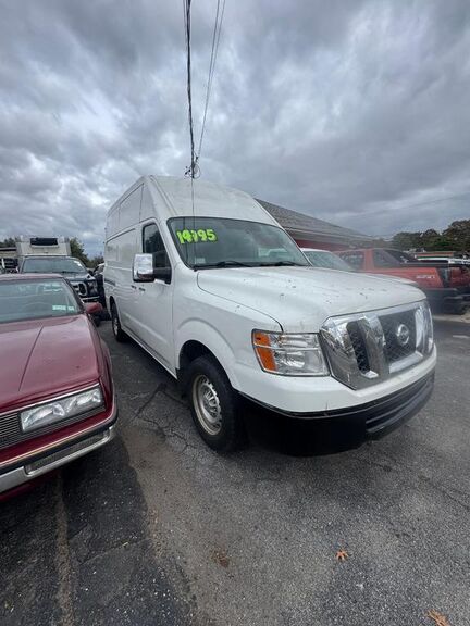 2016 NISSAN NV