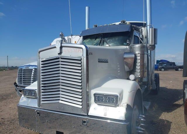 1999 KENWORTH W900