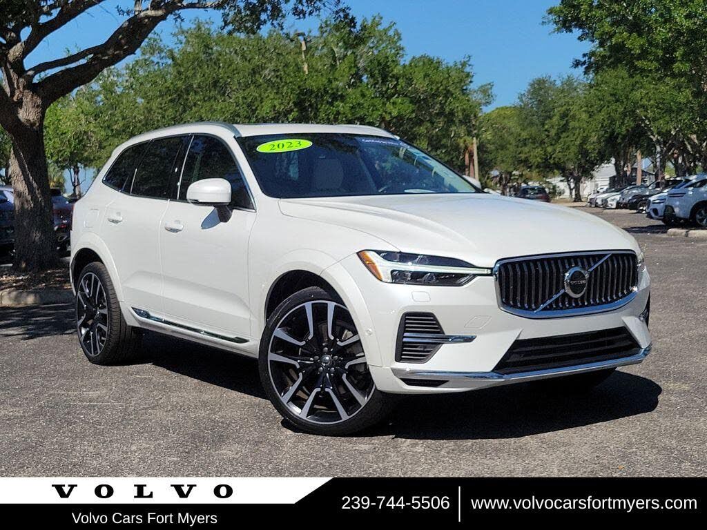2023 VOLVO XC60