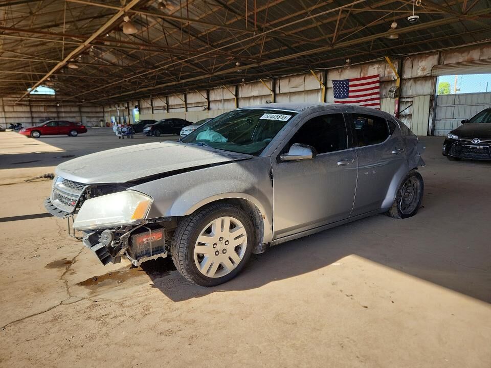2013 DODGE Avenger