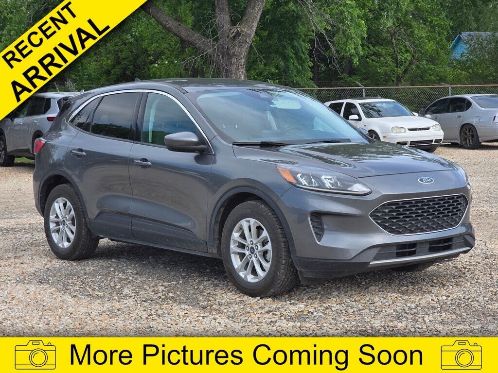 2021 FORD Escape