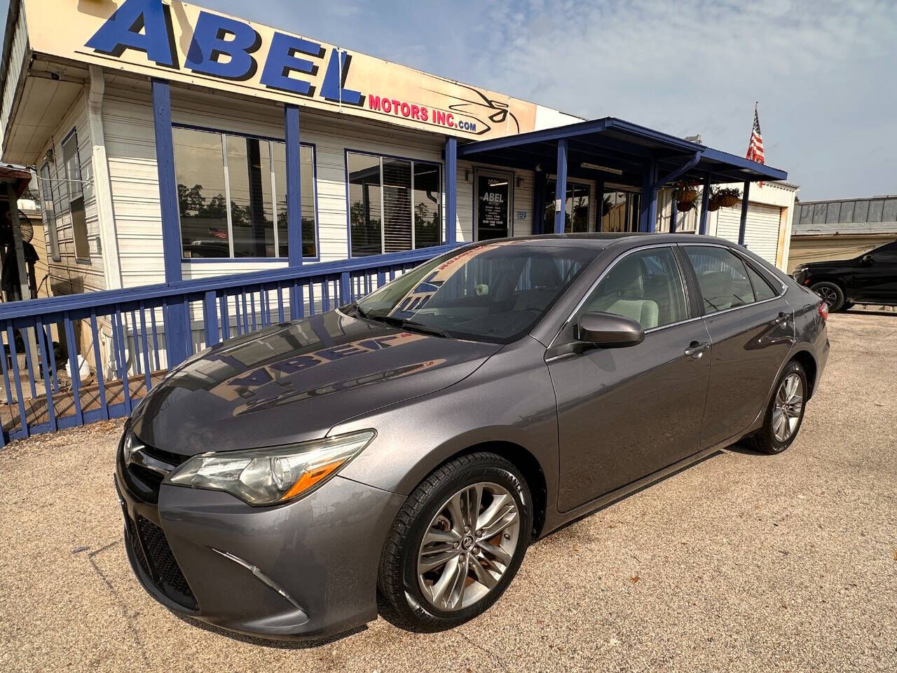 2015 TOYOTA Camry