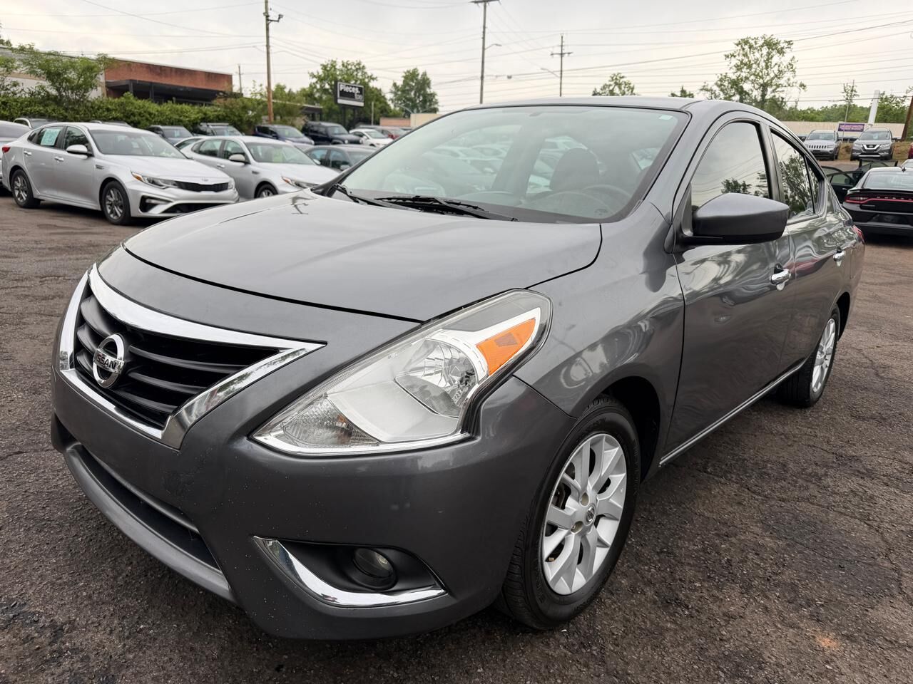 2019 NISSAN Versa