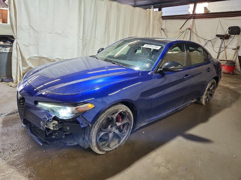 2021 ALFA ROMEO Giulia