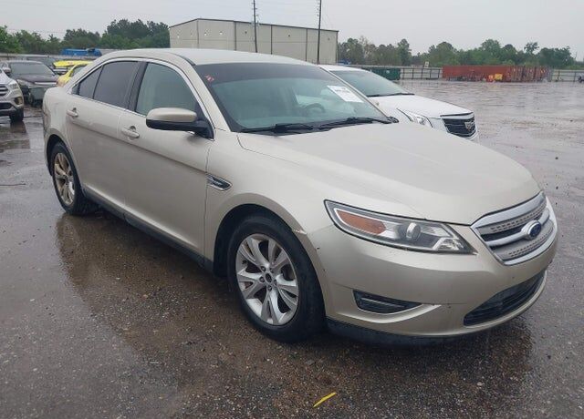 2011 FORD Taurus