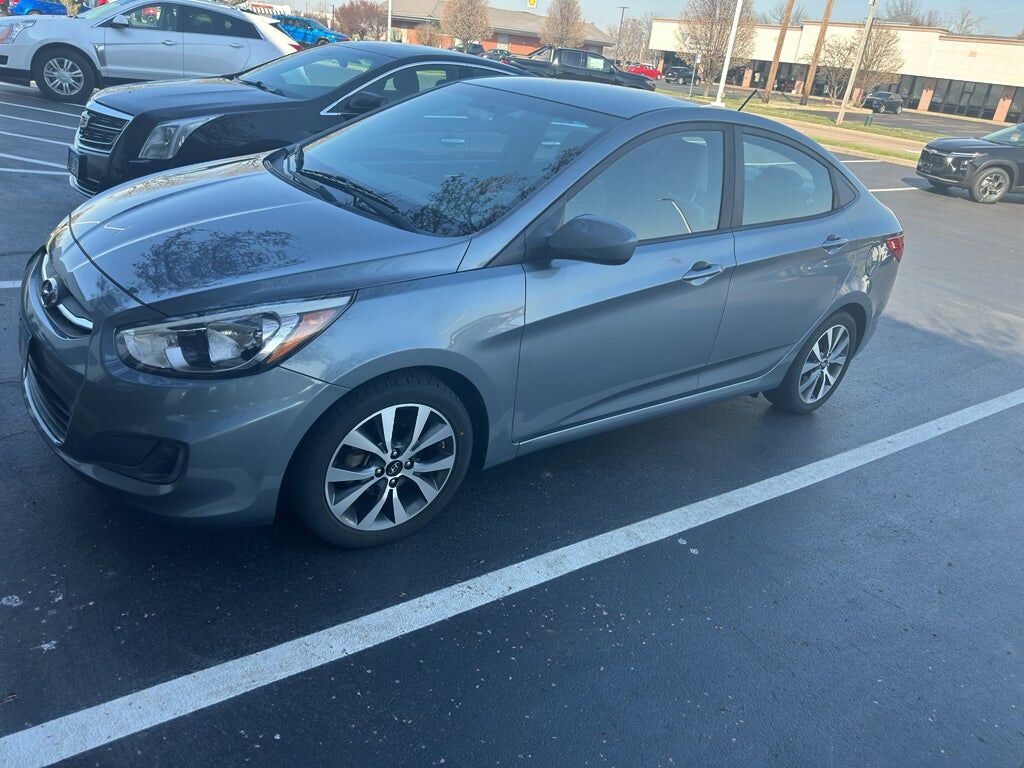 2017 HYUNDAI Accent