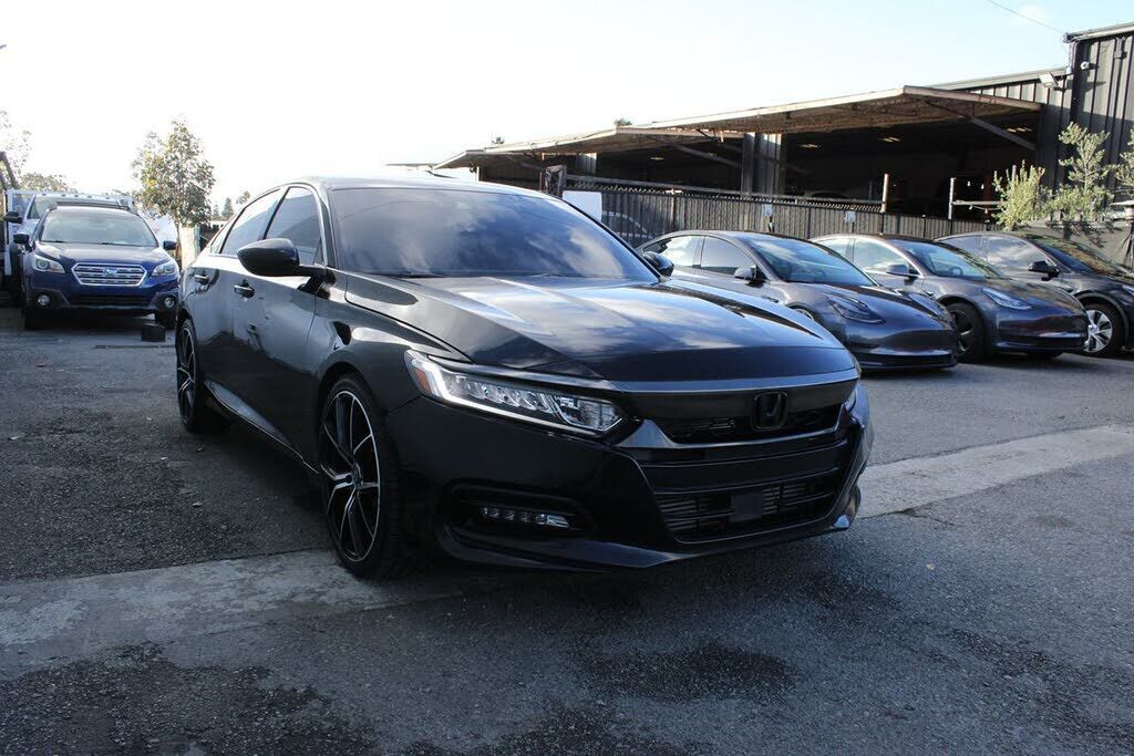 2020 HONDA Accord