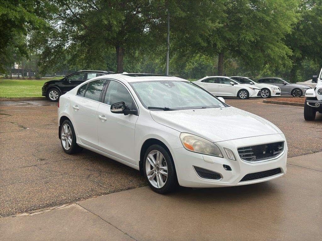 2012 VOLVO S60