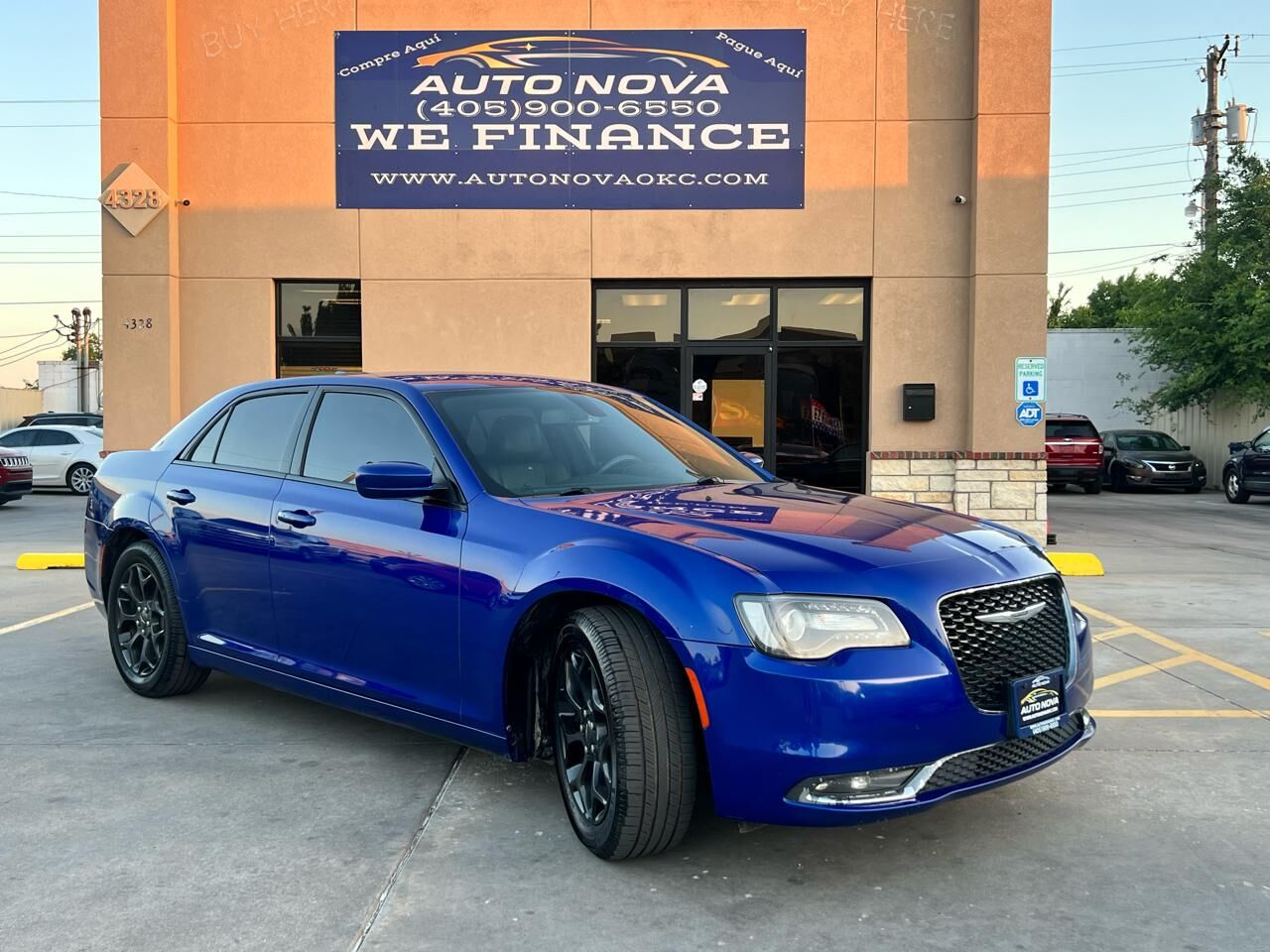 2019 CHRYSLER 300