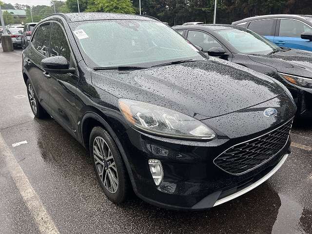 2020 FORD Escape