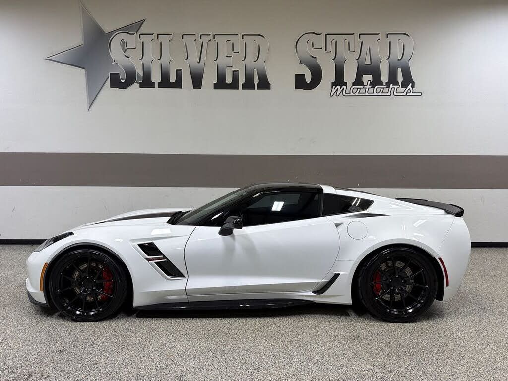 2017 CHEVROLET Corvette