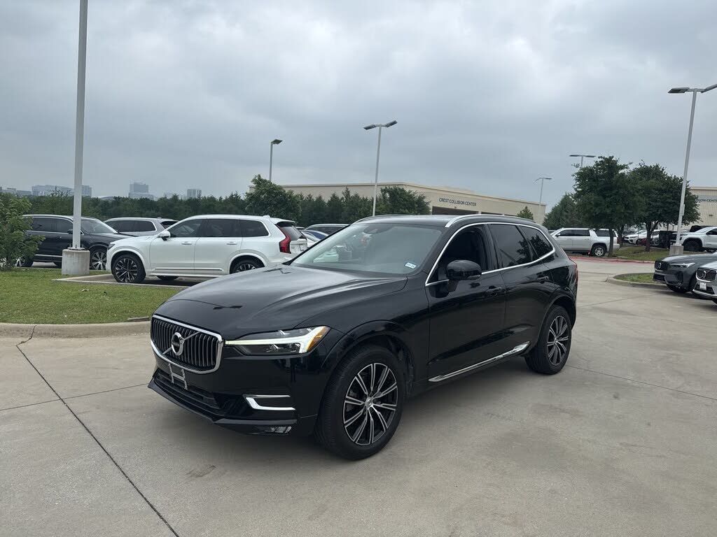 2021 VOLVO XC60