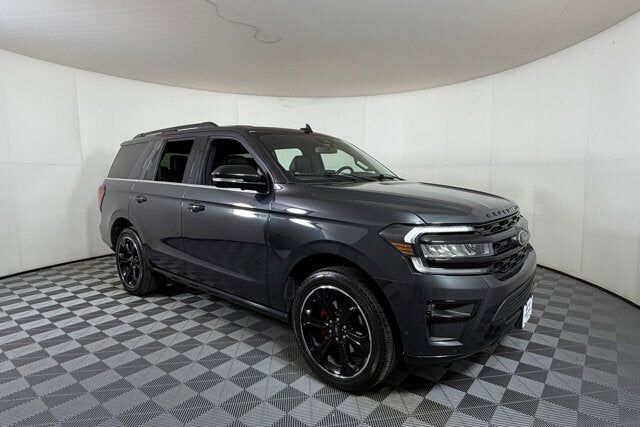 2022 FORD Expedition