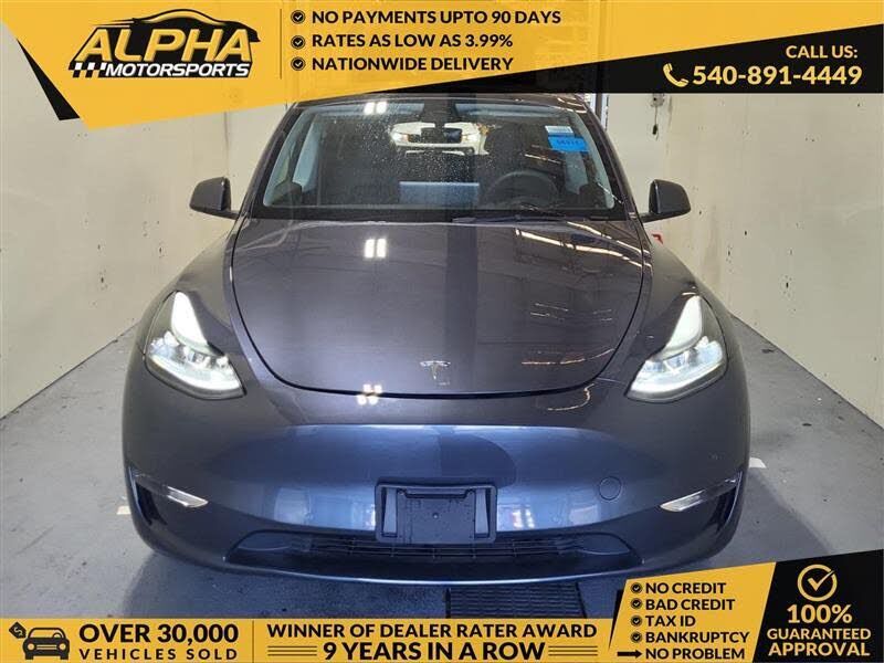 2023 TESLA Model Y