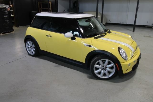 2004 MINI Cooper