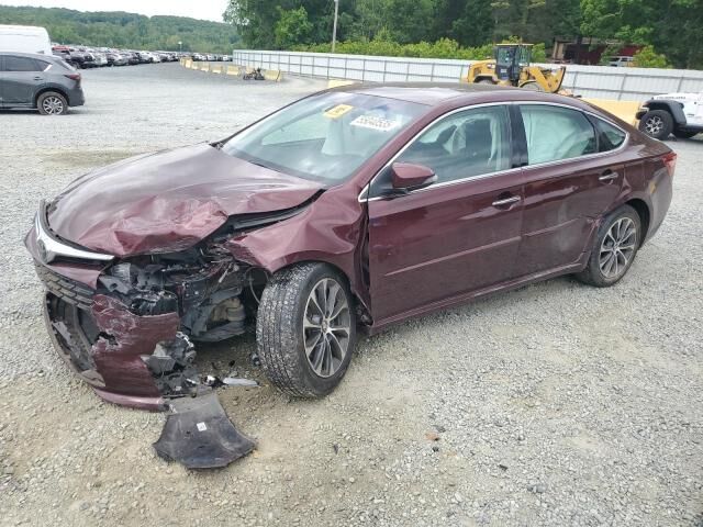 2018 TOYOTA Avalon
