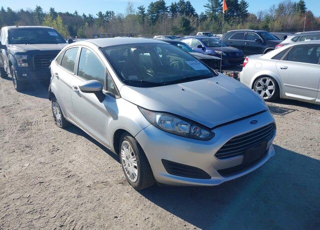 2015 FORD Fiesta