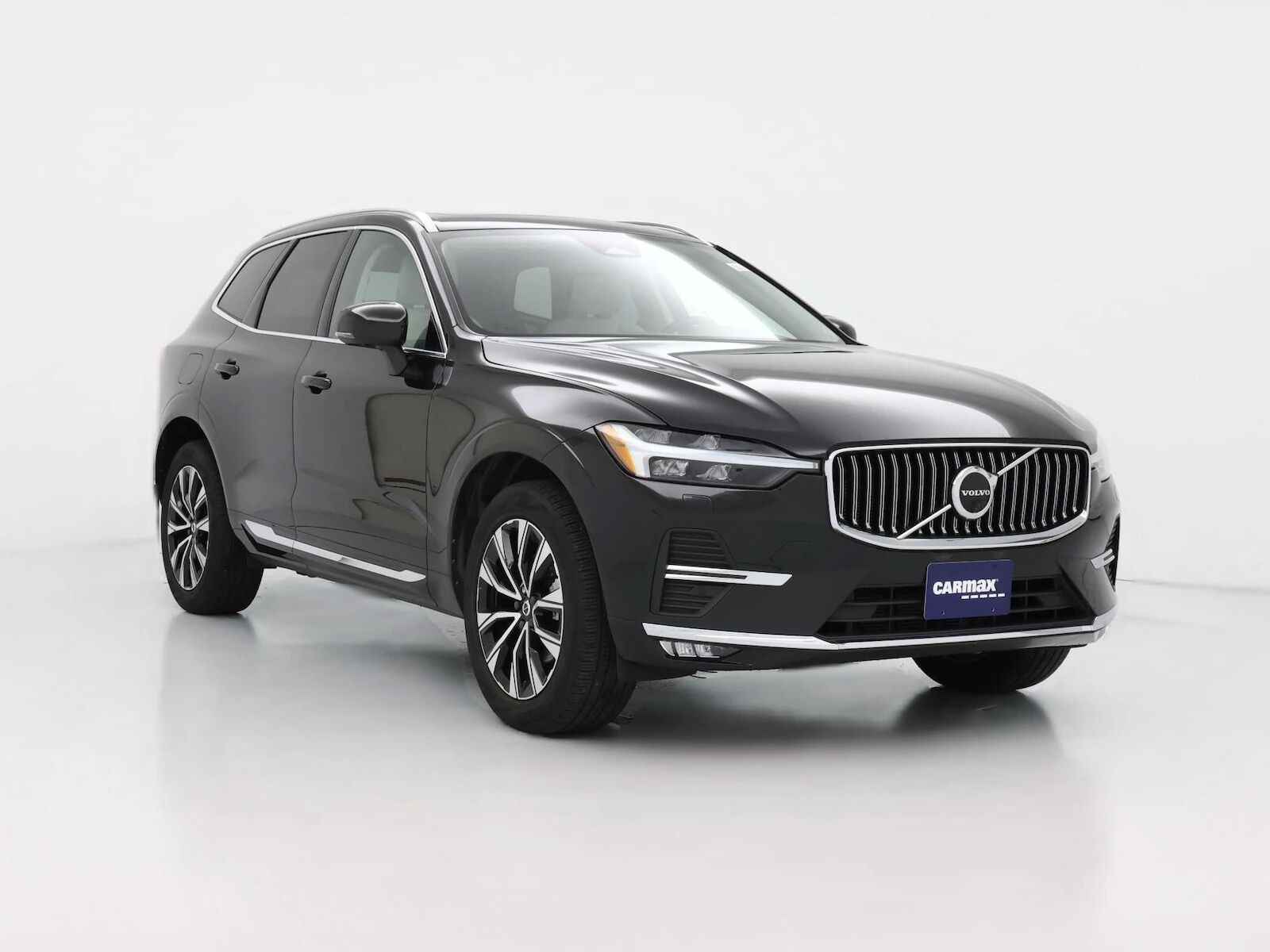 2023 VOLVO XC60