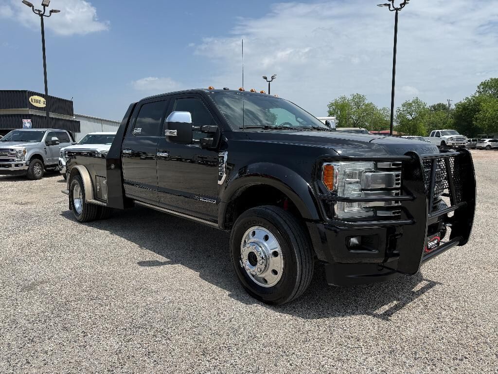 2017 FORD F-450
