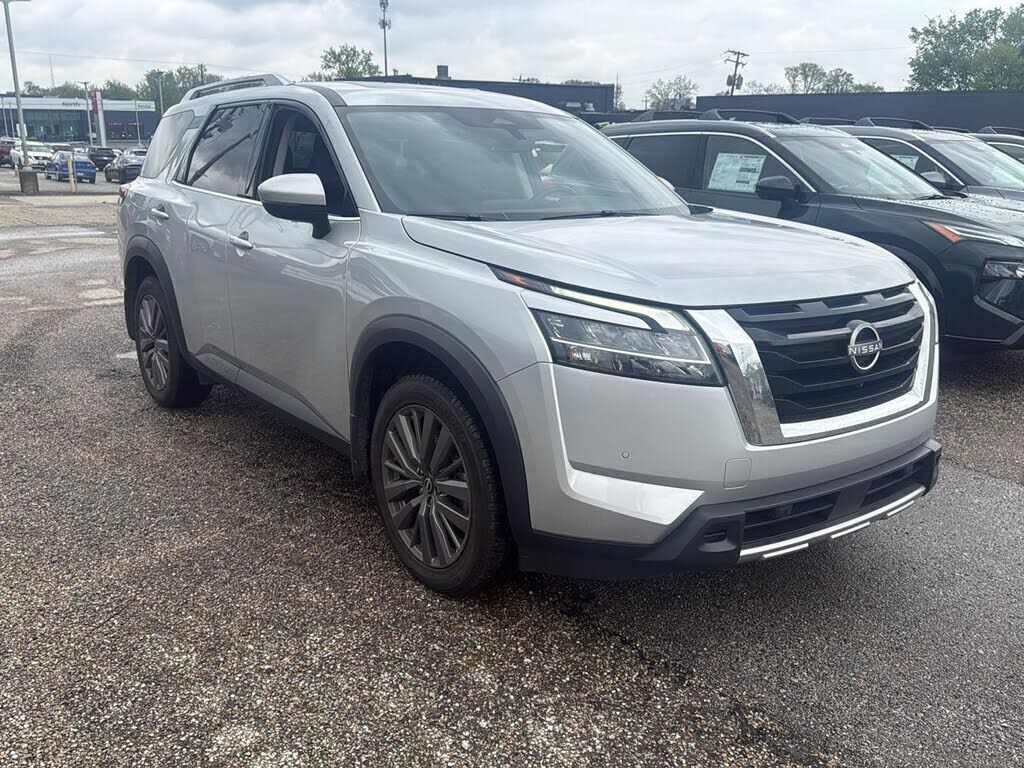 2023 NISSAN Pathfinder