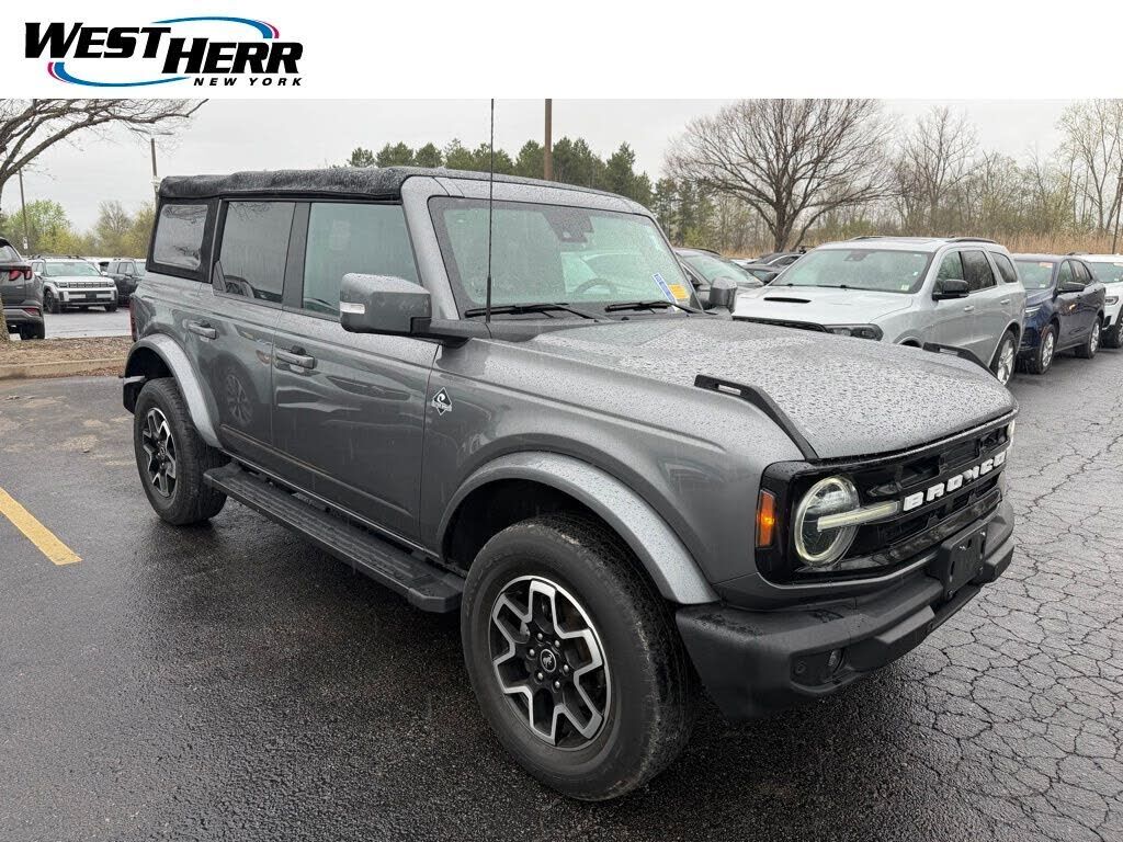 2022 FORD Bronco