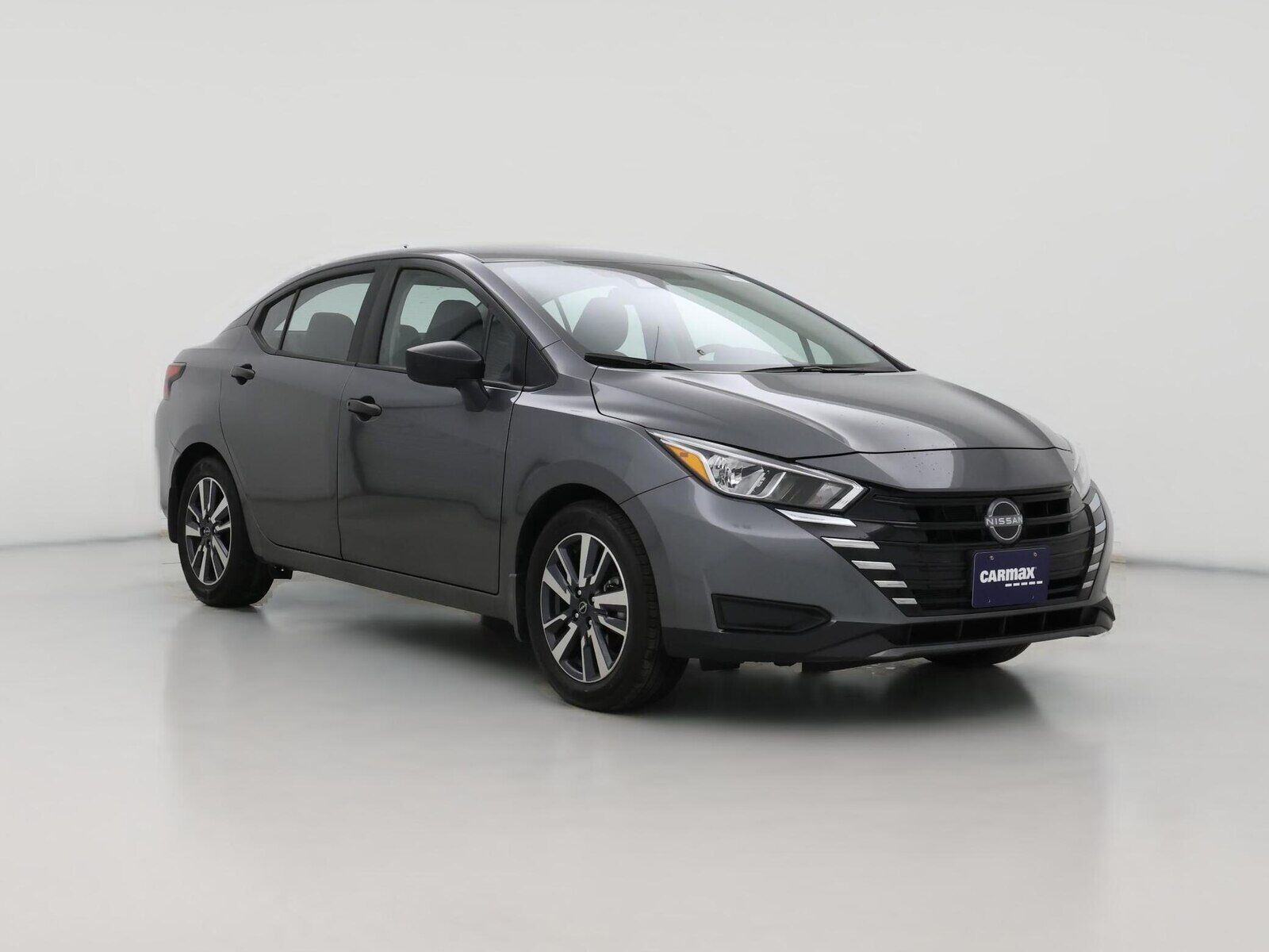 2024 NISSAN Versa