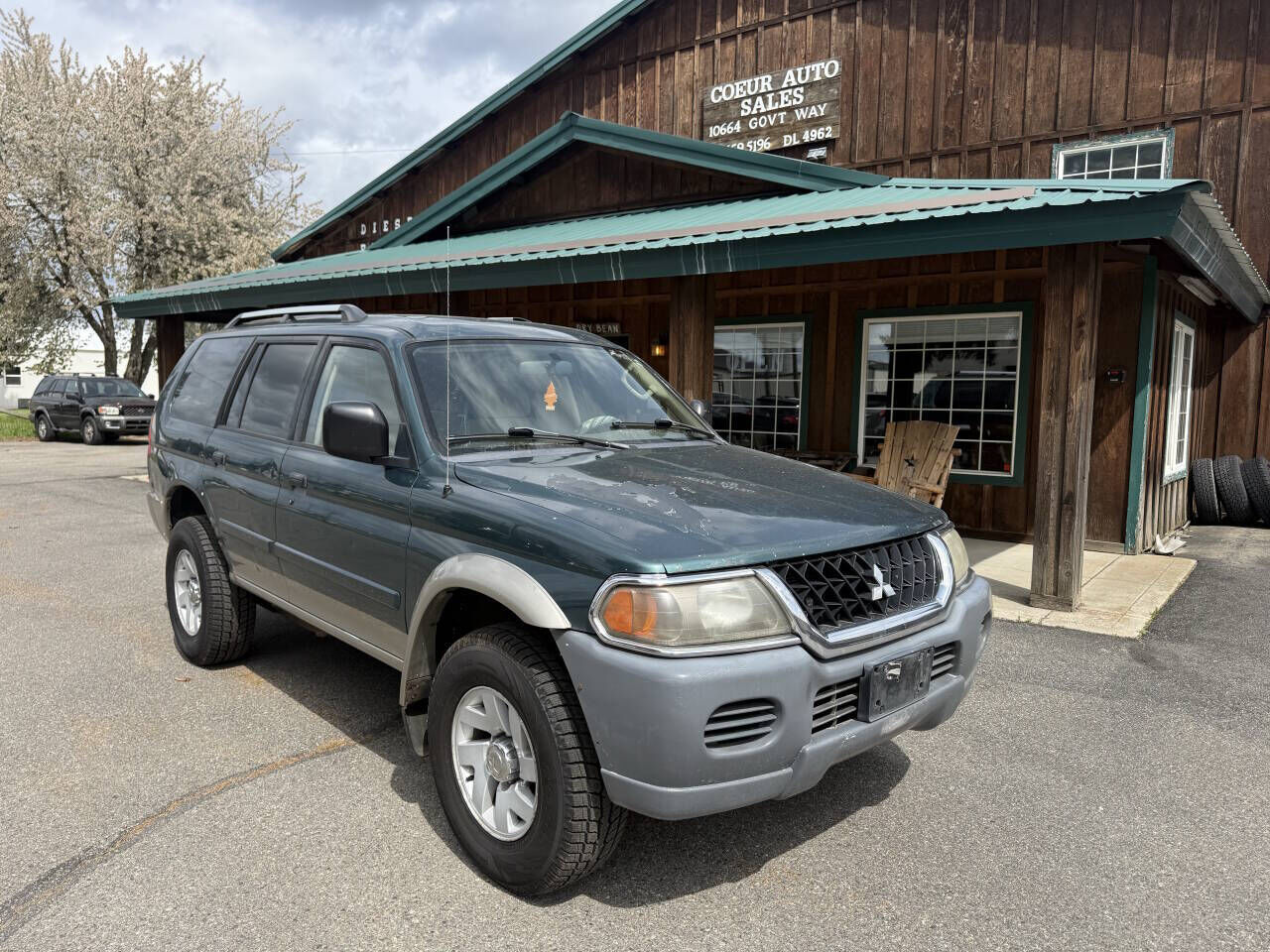 2004 MITSUBISHI Montero Sport