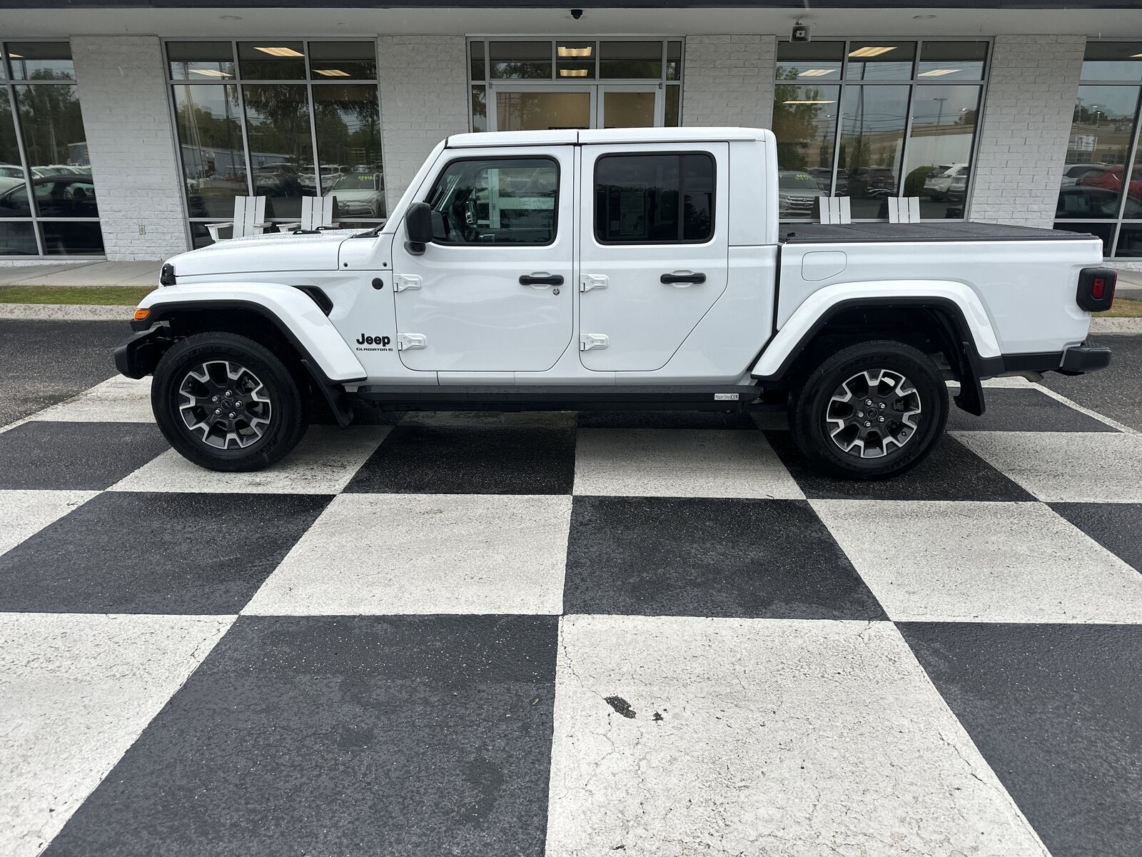 2024 JEEP Gladiator