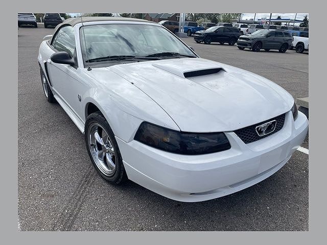 2004 FORD Mustang