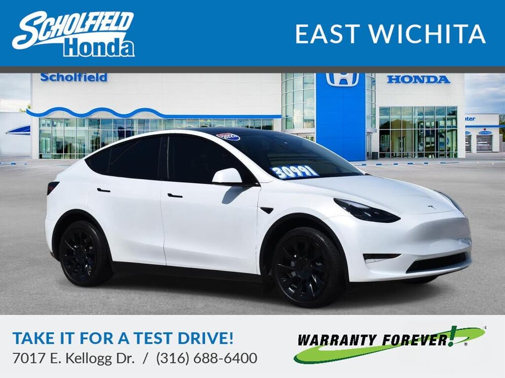 2023 TESLA Model Y