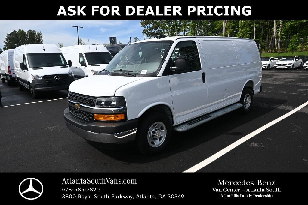 2025 CHEVROLET Express