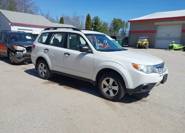 2013 SUBARU Forester