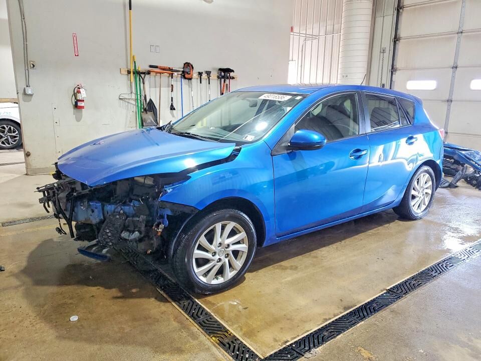 2012 MAZDA Mazda3