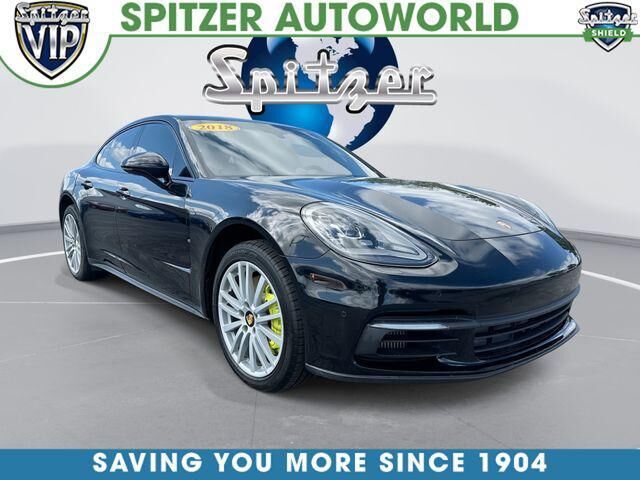 2018 PORSCHE Panamera