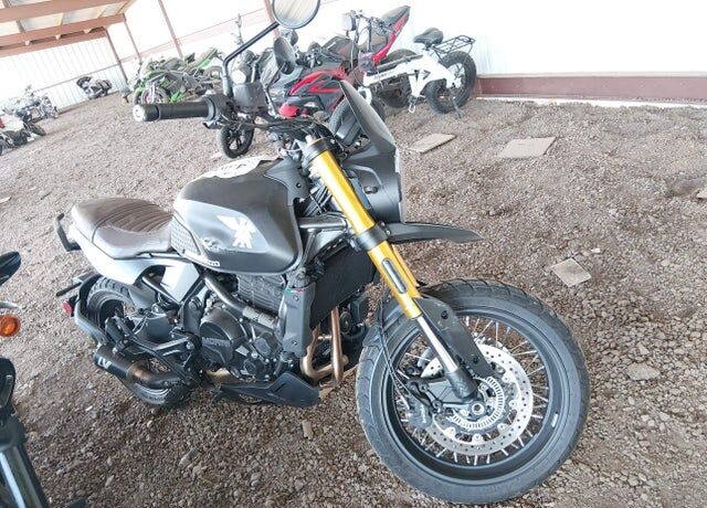 2023 MOTO MORINI Seiemmezzo