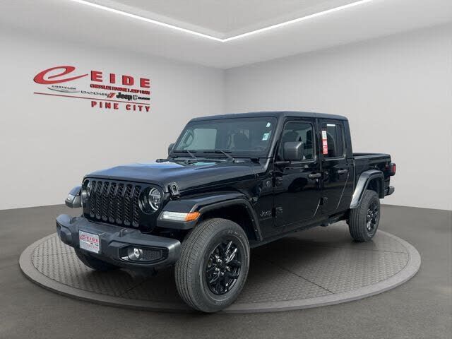 2022 JEEP Gladiator