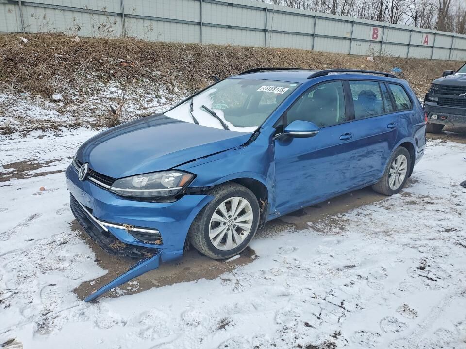 2018 VOLKSWAGEN Golf SportWagen
