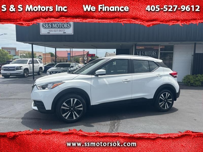 2020 NISSAN Kicks