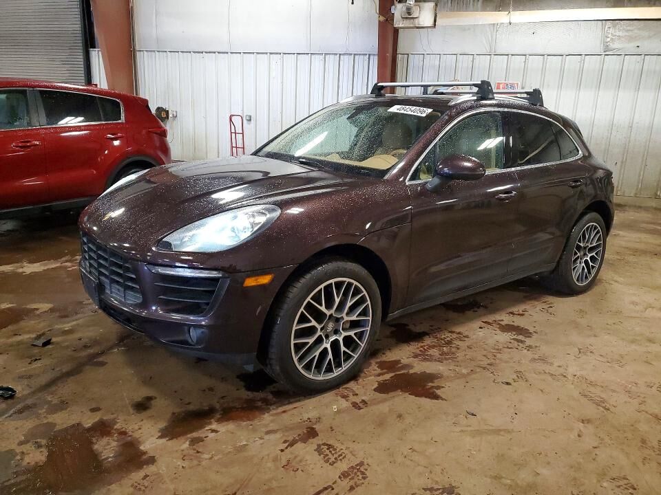 2016 PORSCHE Macan
