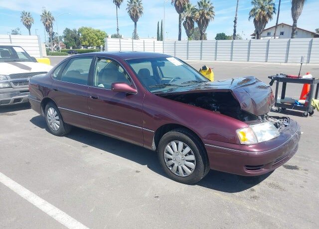 1999 TOYOTA Avalon