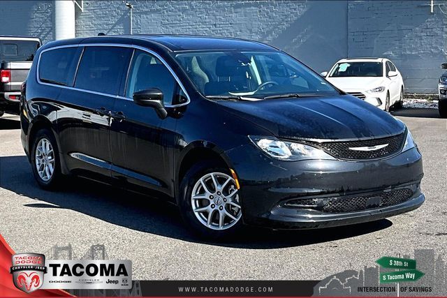 2023 CHRYSLER Voyager