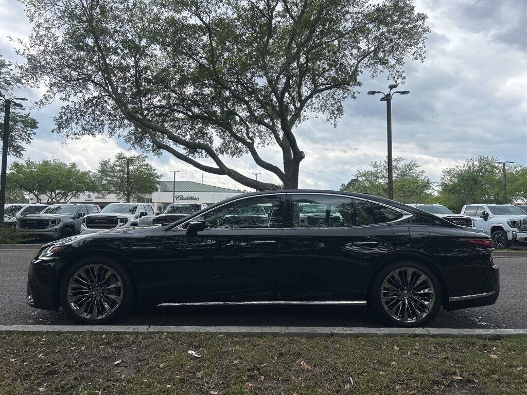 2018 LEXUS LS