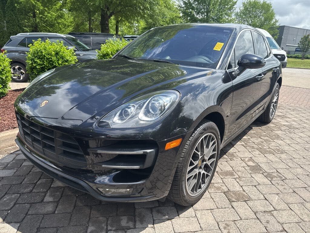 2015 PORSCHE Macan